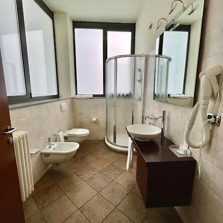 ومنتجع وسبا لوفير 4* لوفيري